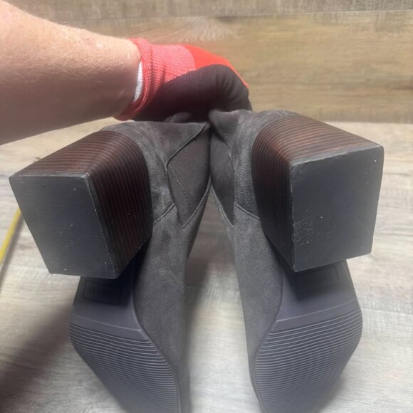 Blondo Selena Brown Suede Block Heel Ankle Boots Women's Size 9 - Picture 5 of 8